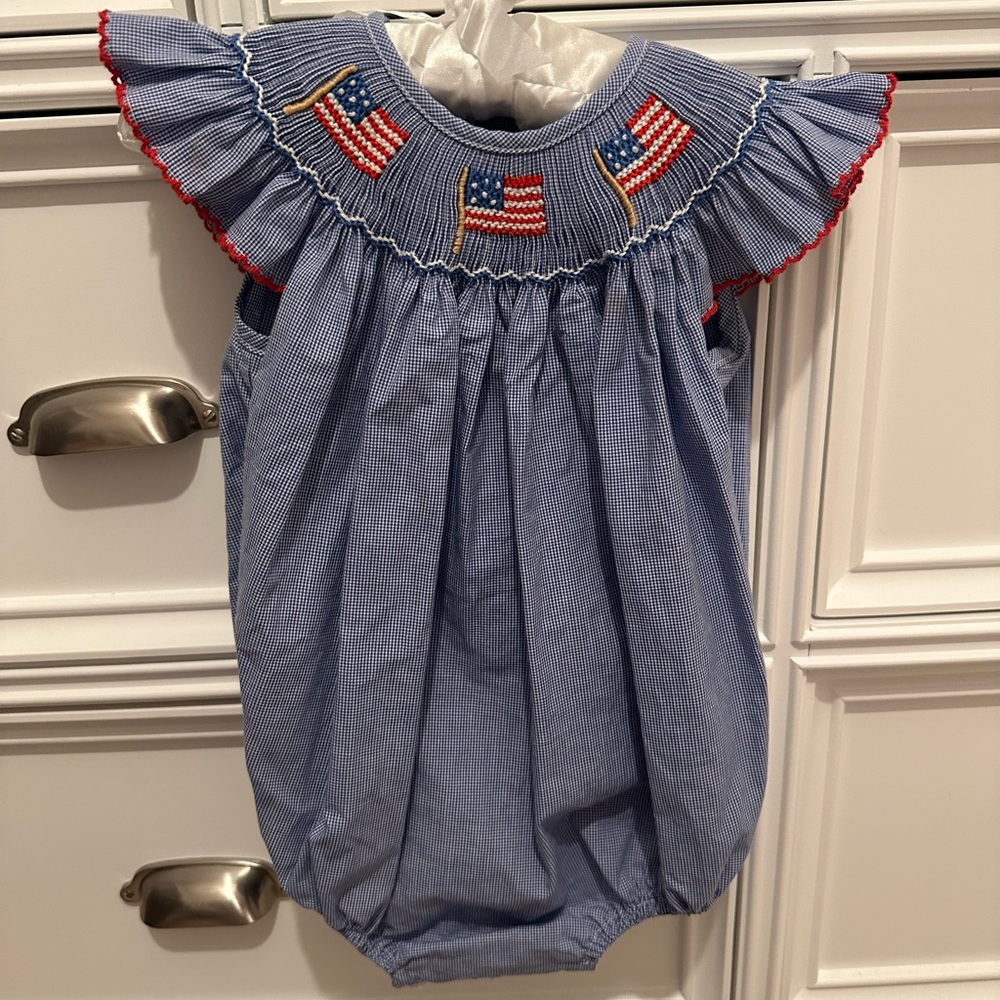 Edgehill collections romper, size 6mo. Perfect condition